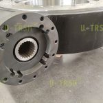 應對較大輸出扭矩的重載型雙排球回轉(zhuǎn)驅(qū)動